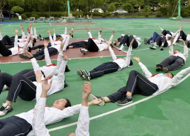 沁润每个心灵以学生为本打造高效讲堂师生结对定制学科成长方案 沁润每个心灵以学生为本打造高效讲堂师生结对定制学科成长方案